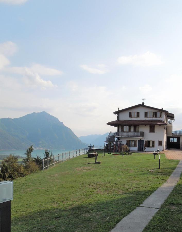 Villa A. F.Antastic V.Iew Costa Volpino Exterior foto